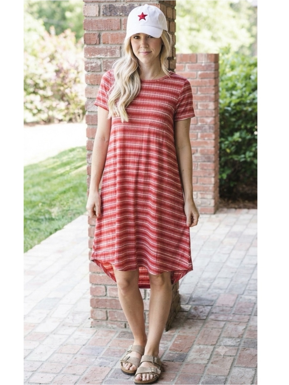 LuLaRoe Carly High/Low Casual Summer Short Sleeve Dress Red Stripe- Size XXS